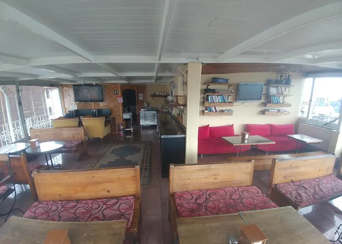 Antique Hostel Estambul