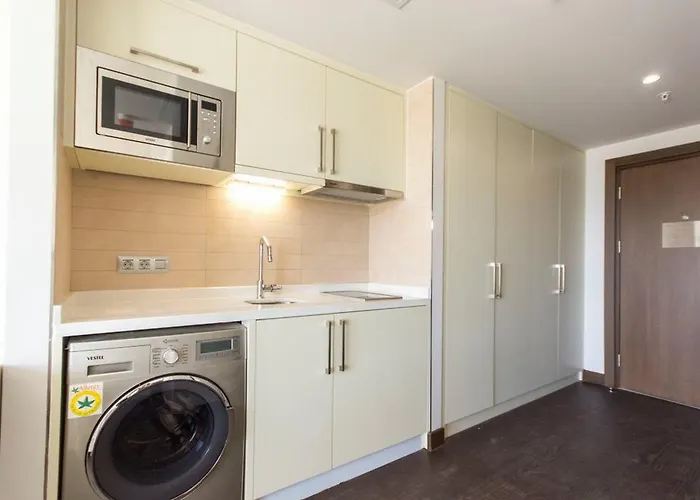 Mac Hotel Vazo Kule Istanbul