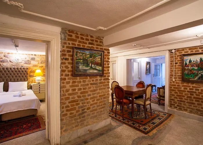 Haustierfreundliches Ferienwohnung Mansion With Lemon Tree Izmir