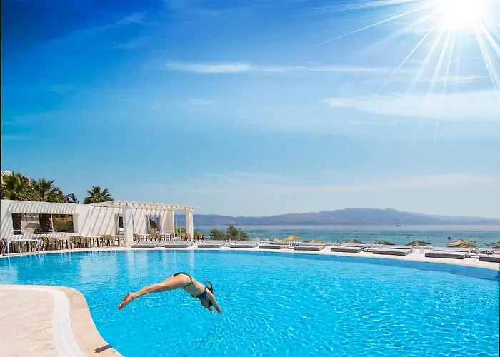 Charm Beach Hotel Akyarlar