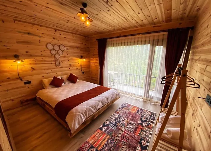 Keculık Butık Otel Çamlıhemşin