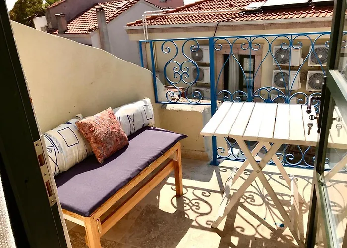 Ayvalik Rebetiko Otel