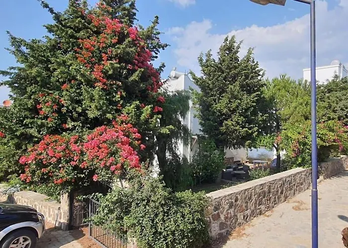 Bodrum Gundogan Full Sea View With Garden Triplex Villa