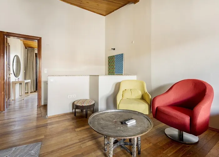 Mesmerizing Flat Near Hadrians Gate Antalya