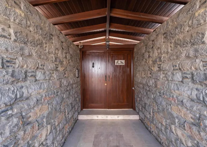 Private Pool - Very Close To The Seaside - 5+1 Villa In The Bodrum Center che accetta animali