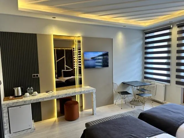 Готель Well House Стамбул