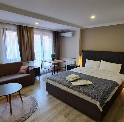 Golden Arrow Suits Ortakoey Estambul