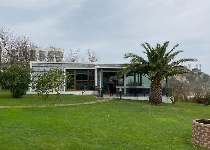 Palm Beach Sile Villa Hotels