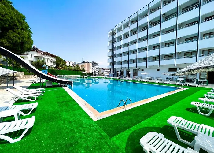 Hotel First Class Didim