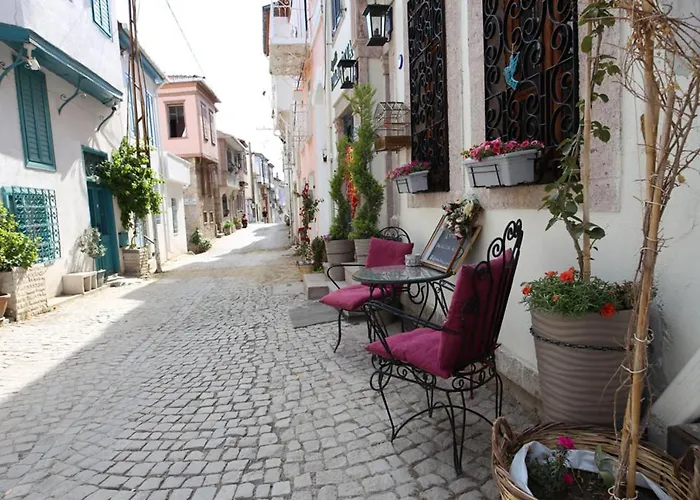 Ayvalik Palacitta Guesthouse