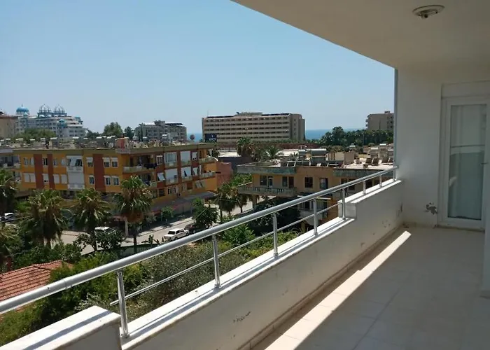 Oezgoer Apart Otel Alanya