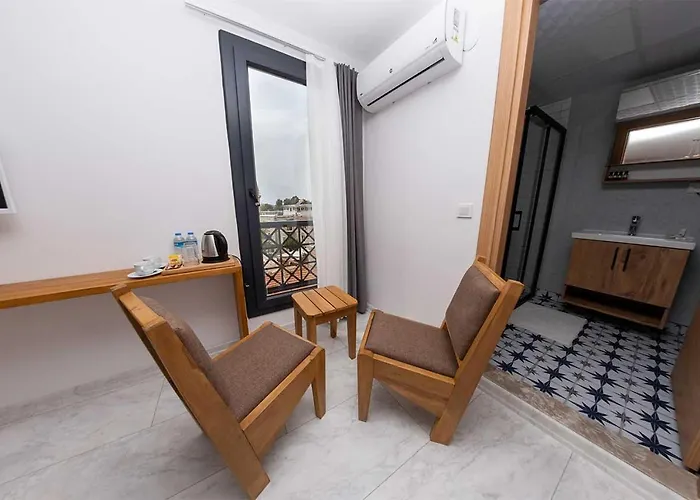 Foça Kybele Otel İzmir