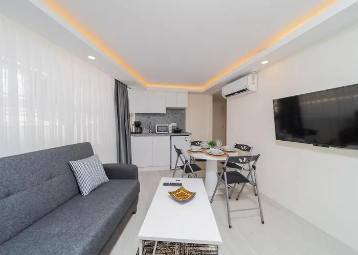 Hadrian Towers Hotel Antalya