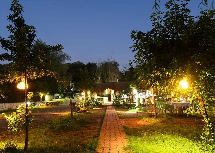 Inlice Uenzile Bungalow Inlice Kamp Фетхіє