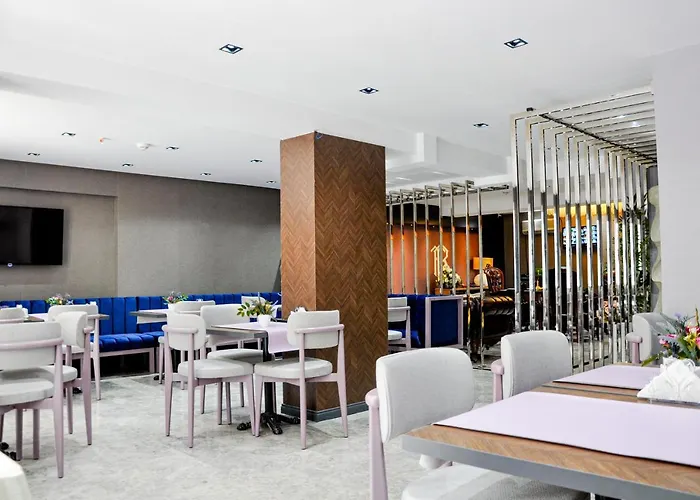 The Royals Hotel İzmir