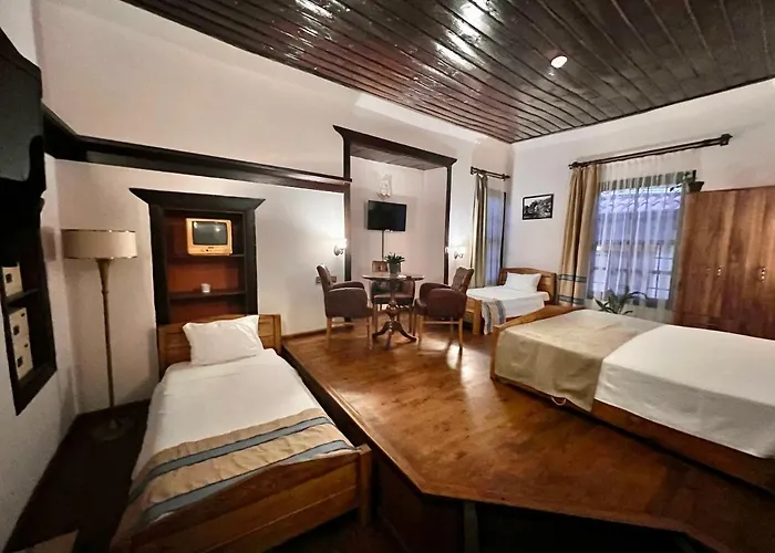Old House Hotel&Pub Antalya