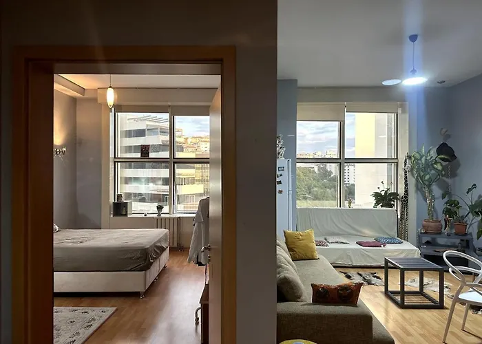 Spacious And Airy , 5 Min Walk To Nisantasi Istanbul