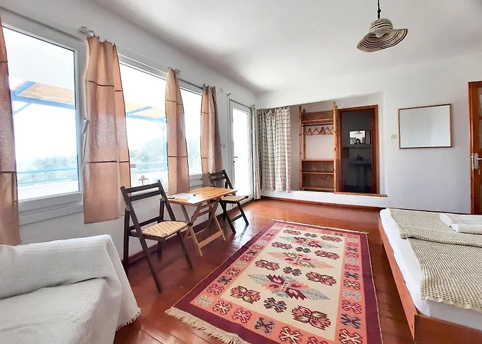 Ada-Art Guesthouse Design Rooms Next To Beach Marmara Adası