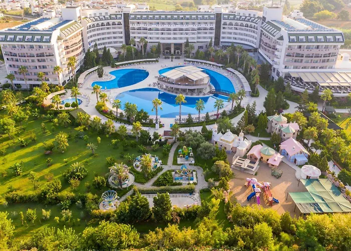 Amelia Beach Resort Hotel Kızılot