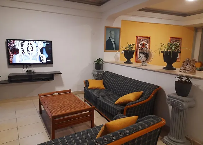 Ephesian Guesthouse & Hotel Kuşadası