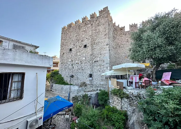Mustafa Tokalac Castle House Marmaris