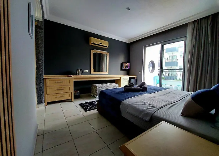 Summer Rose Hotel Сіде