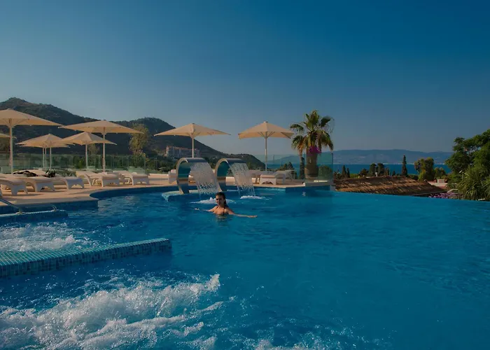 Bellazure Hotel Turgutreis met golfbaan