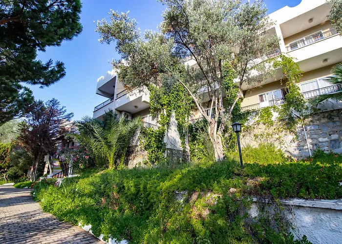 Pıgale Beach Resort Kuşadası