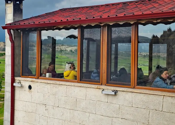 Muskara Cave Hotel Çavuşin - un Hotel de 4 estrellas