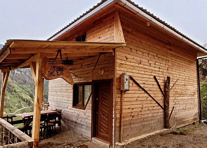 Kirsula Dag Evi Otel Çamlıhemşin