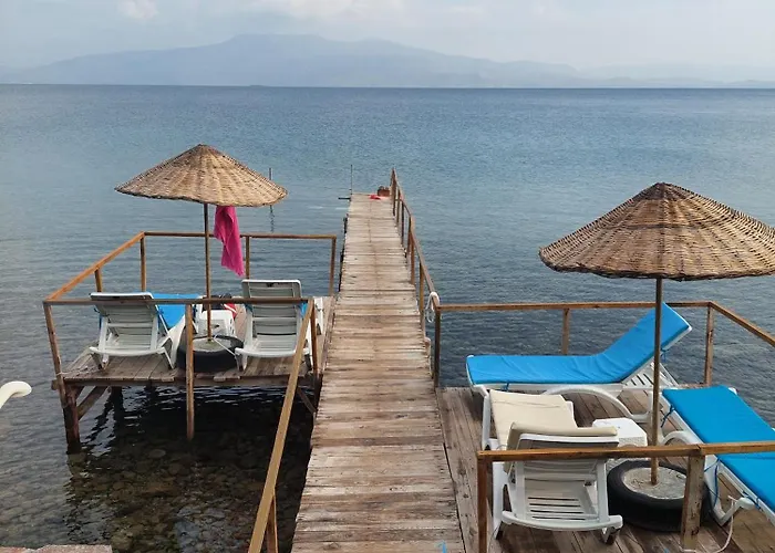 Oegretmenin Yeri Otel Ayvacik