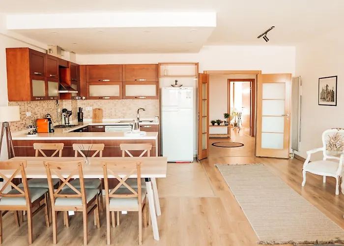Bosphorus View Oasis 3 Br- 2 Ba Apartment Istanbul