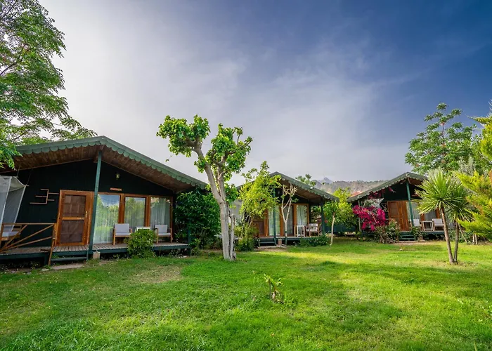 Etenna Beach Bungalows Çıralı