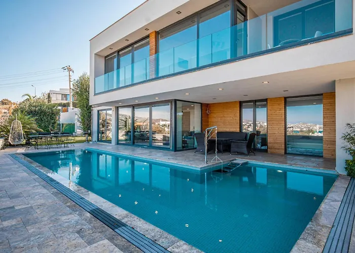 Villa Cimentepe By Cimentepe Residence Deluxe Bodrum mit Pool