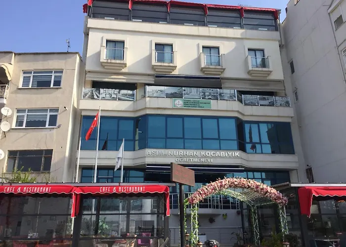 Asım ve nurhan kocabıyık öğretmenevi İstanbul