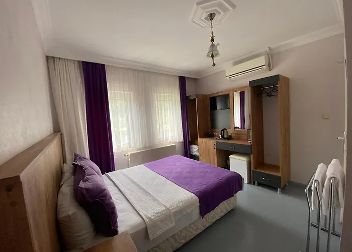 Cunda Asiyan Otel Ayvalı