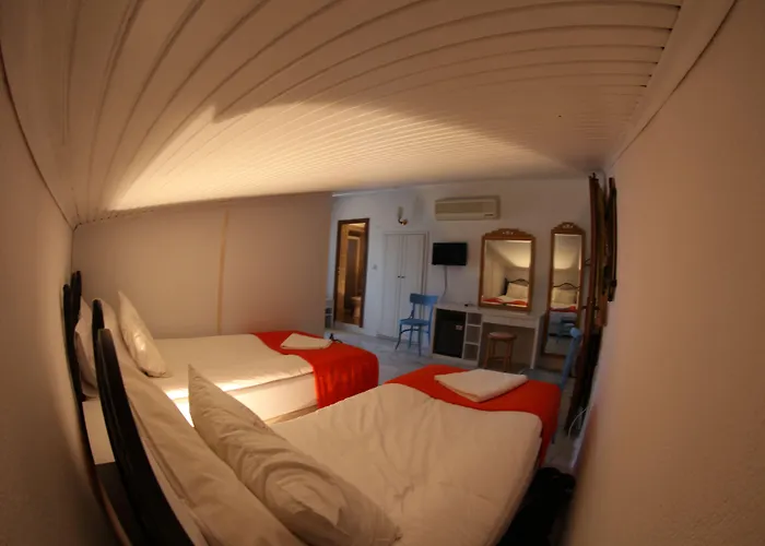 Antik Motel Alaçatı