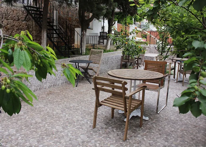 Büyükada Apart Hotel - Karadağ Apart Adalar