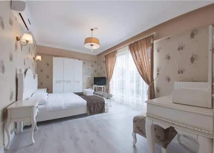 Room Room Hotel Senaiye