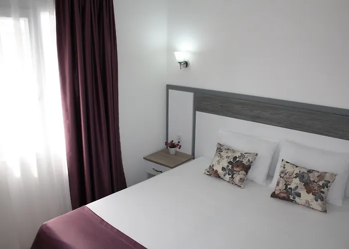Parla Apart Hotel Çeşme