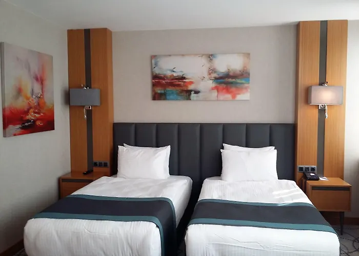 4 Sterne-Hotel-Hotel Ramada By Wyndham Nilufer Bursa