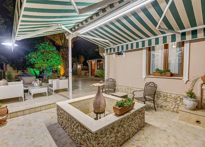 Hotel Cunda Oezerbey Konagi (Adults Only) Ayvalı