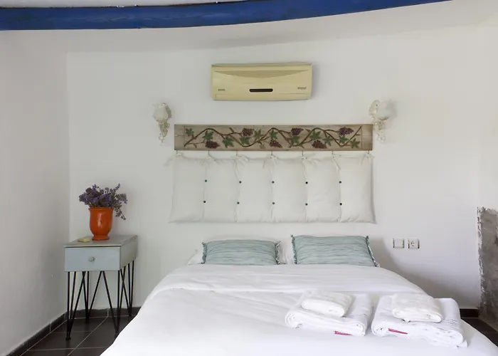 Madam Eleni Otel Bozcaada