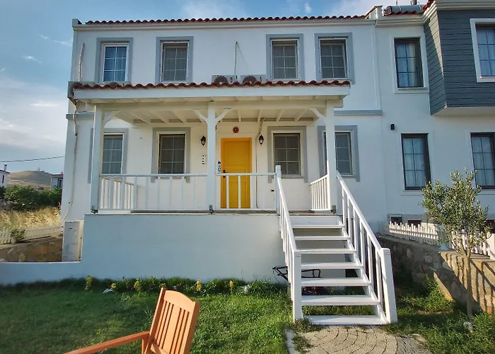 Elvin Bozcaada Otel