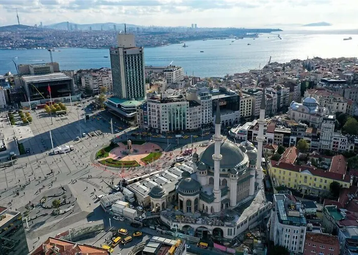 Taximtown Hotel Istambul