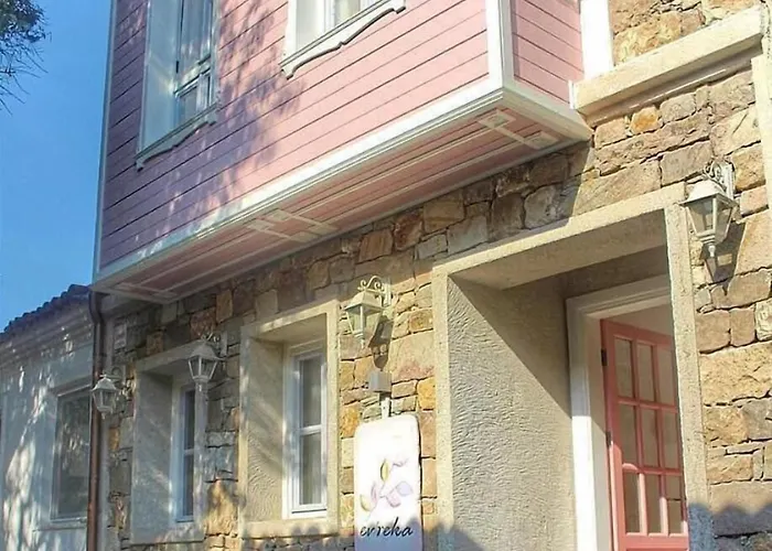 Evreka Butik Otel Bozcaada