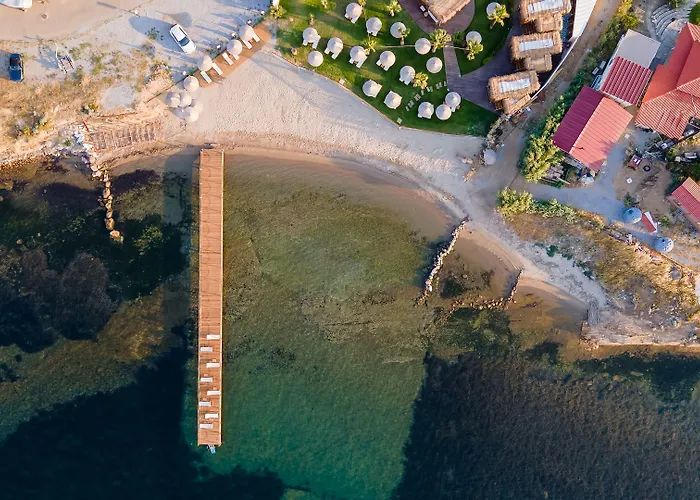 Anda Beach Bistro & Rooms Cunda