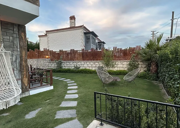 Pupa Alaçatı Butik Otel Çeşme
