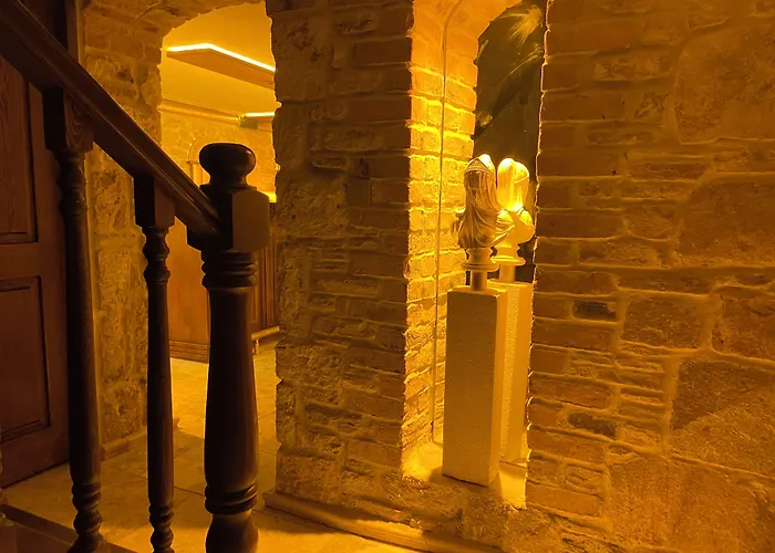 Dionysos 1789 Boutique Hotel Foça