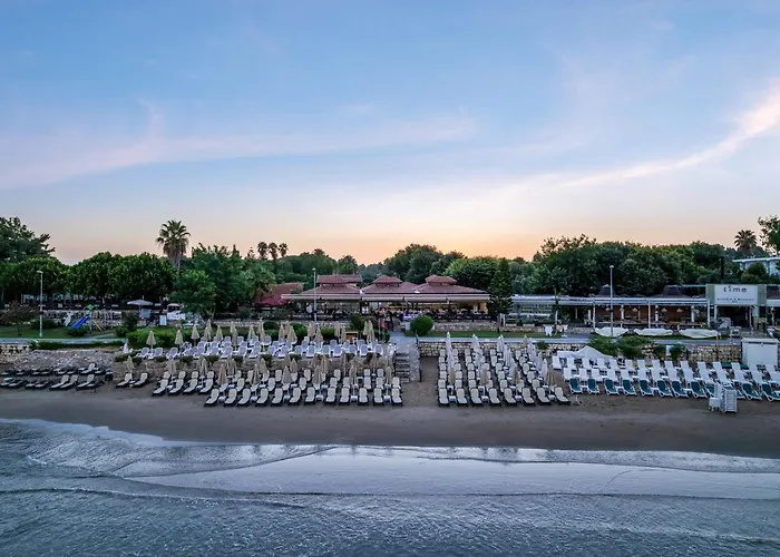 Pet friendly Ozlem Garden Hotel Side